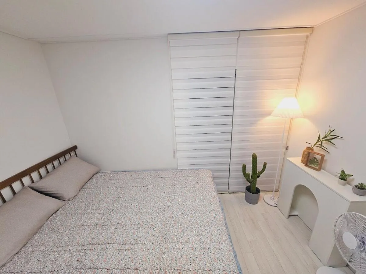 Familytrip #Nearseoul #Beamprojector #Sosaewoolstationarea #Bunkbed #Spaciousthreerooms Bucheon South Korea