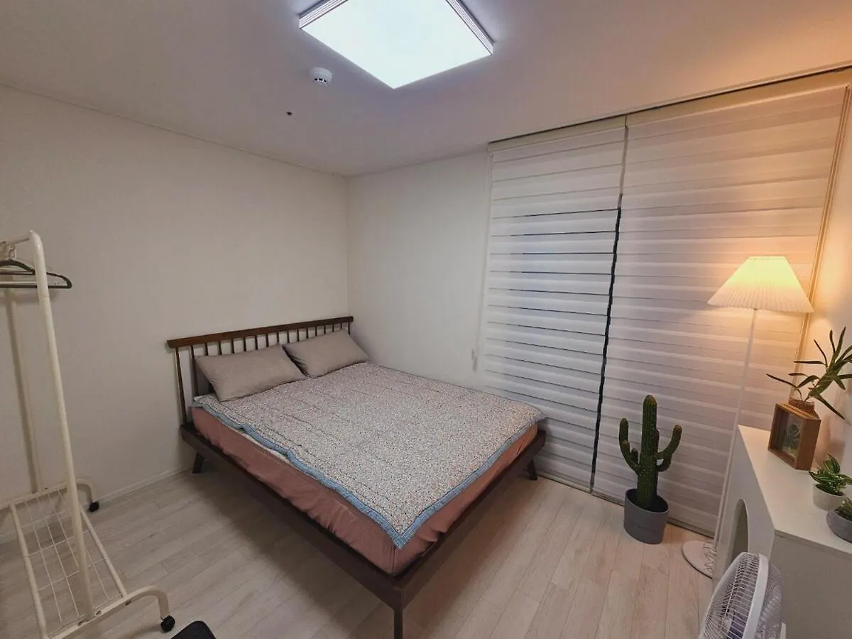 Familytrip #Nearseoul #Beamprojector #Sosaewoolstationarea #Bunkbed #Spaciousthreerooms Bucheon 0*,  South Korea